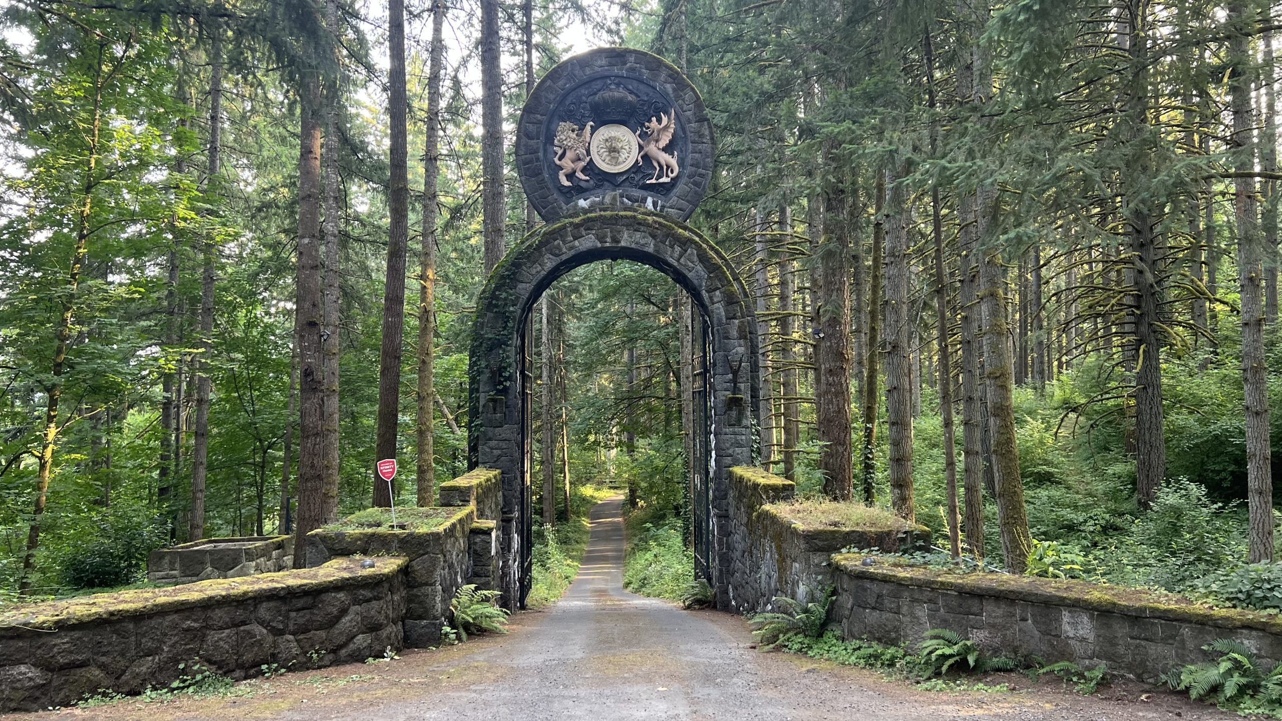 The mysterious property in Damascus, Oregon that sparked internet theories