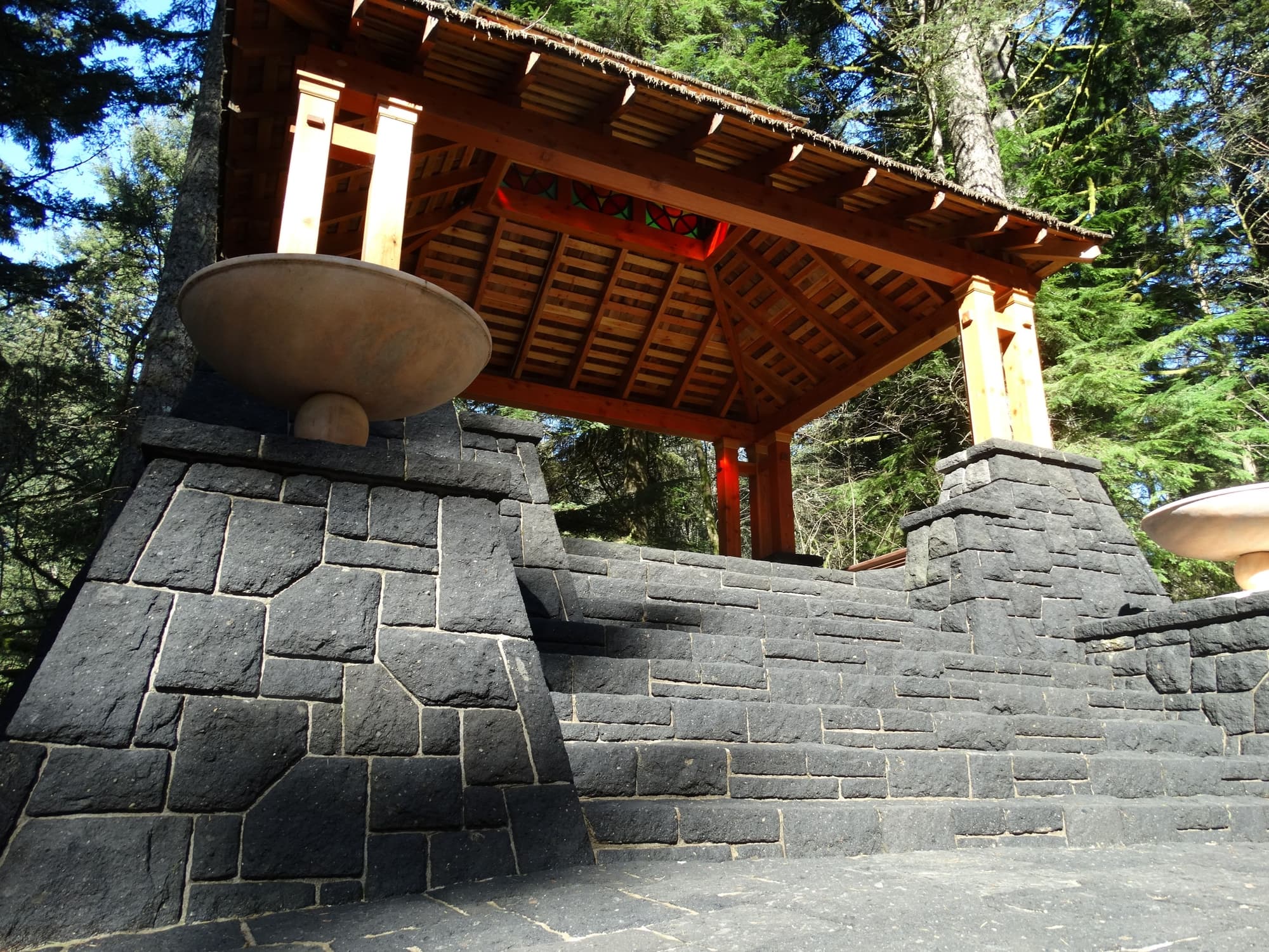 Gazebo roof stone bowl closeup
