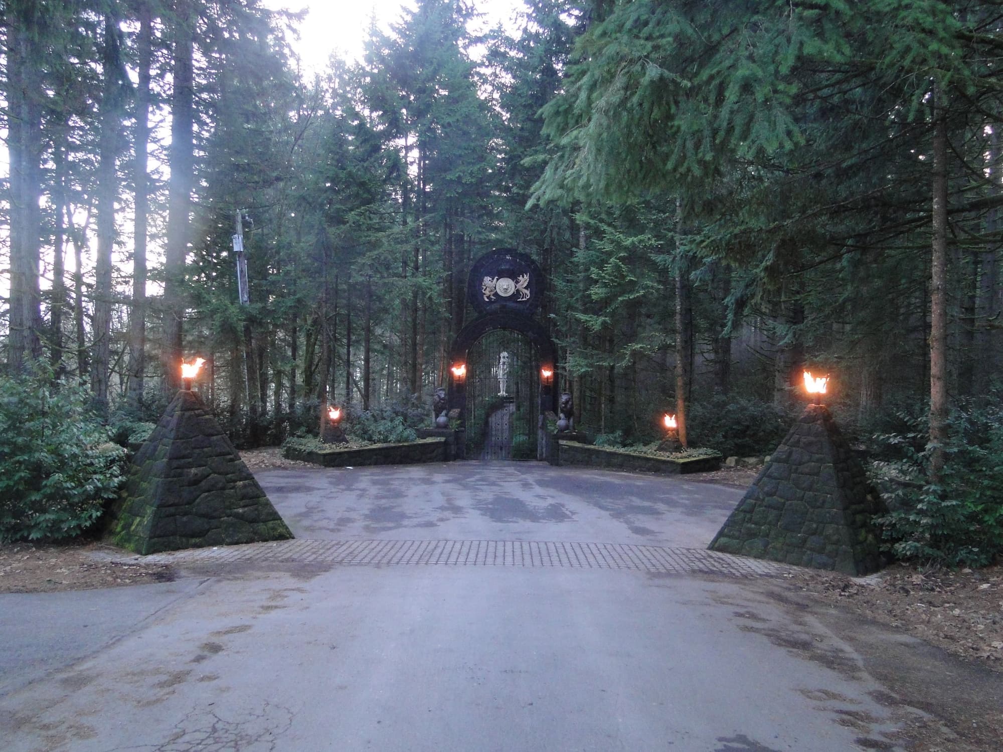 Pyramid torches gate driveway