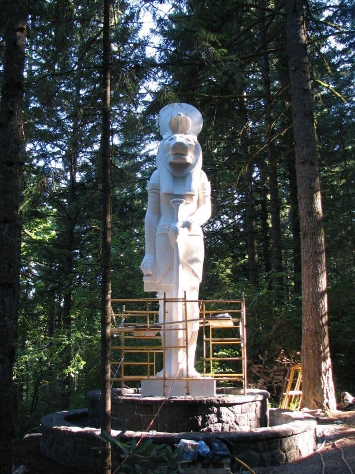 Sekhmet statue scaffolding forest